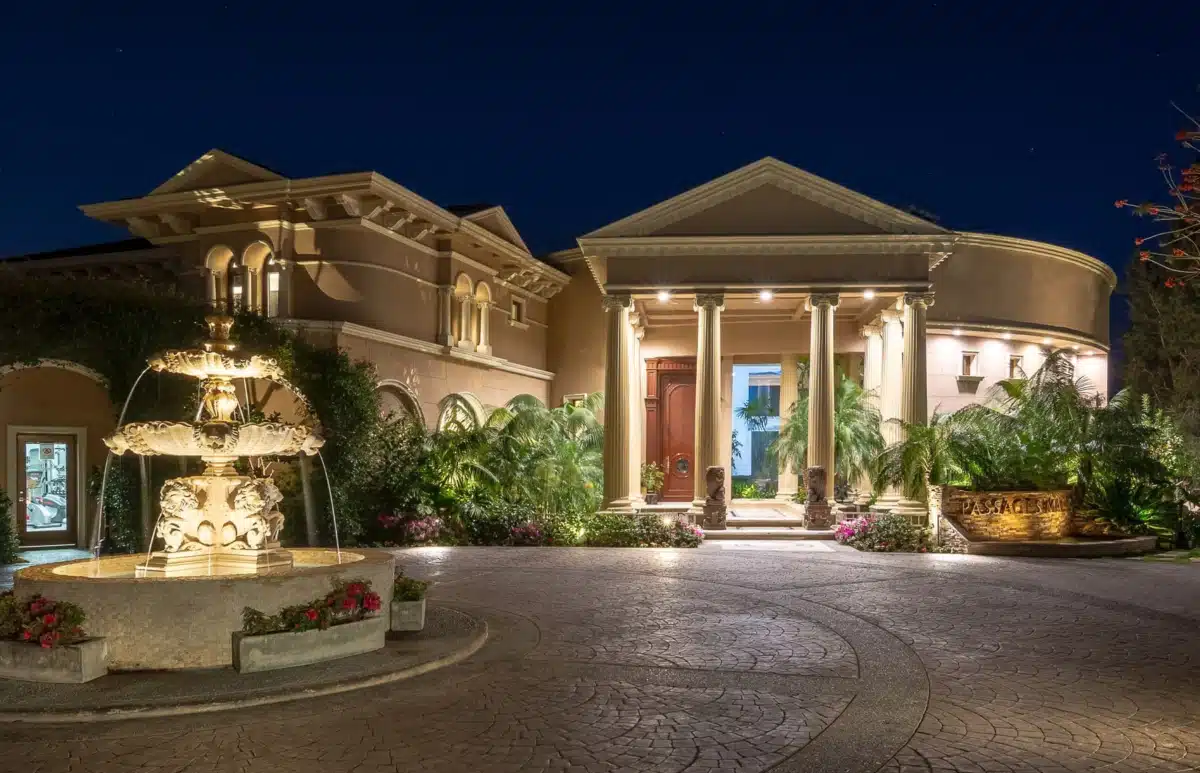 Passages Malibu - Hero Image